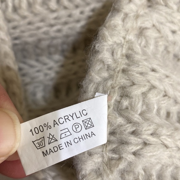 Neosan Bone Colored Ribbed Knit Snood Infinity Scarf - Picture 6 of 6